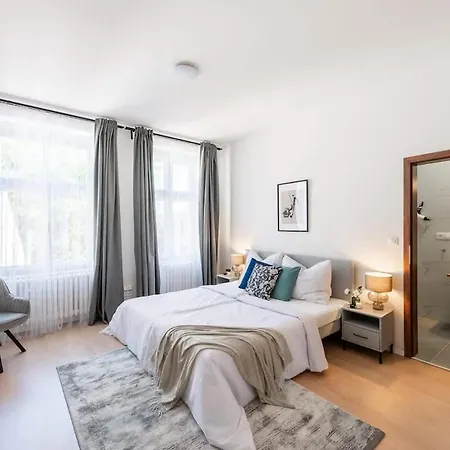 Well-located Luxury 3br Oasis In
