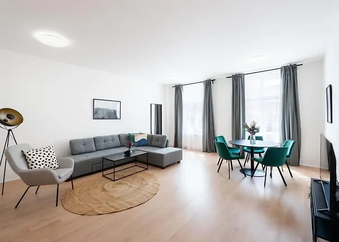 شقة Spacious Luxury Old Town 2br Retreat براغ