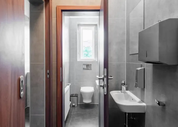 شقة Spacious Luxury Old Town 2br Retreat