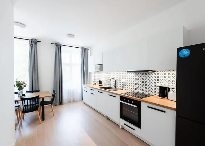 شقة Spacious Luxury Old Town 2br Retreat *