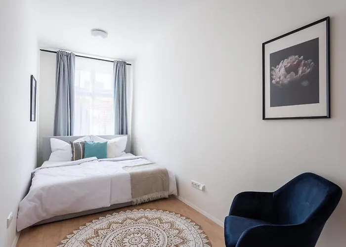 Spacious Luxury Old Town 2br Retreat