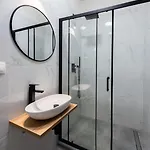 Spacious Luxury Old Town 2br Retreat Apartamento